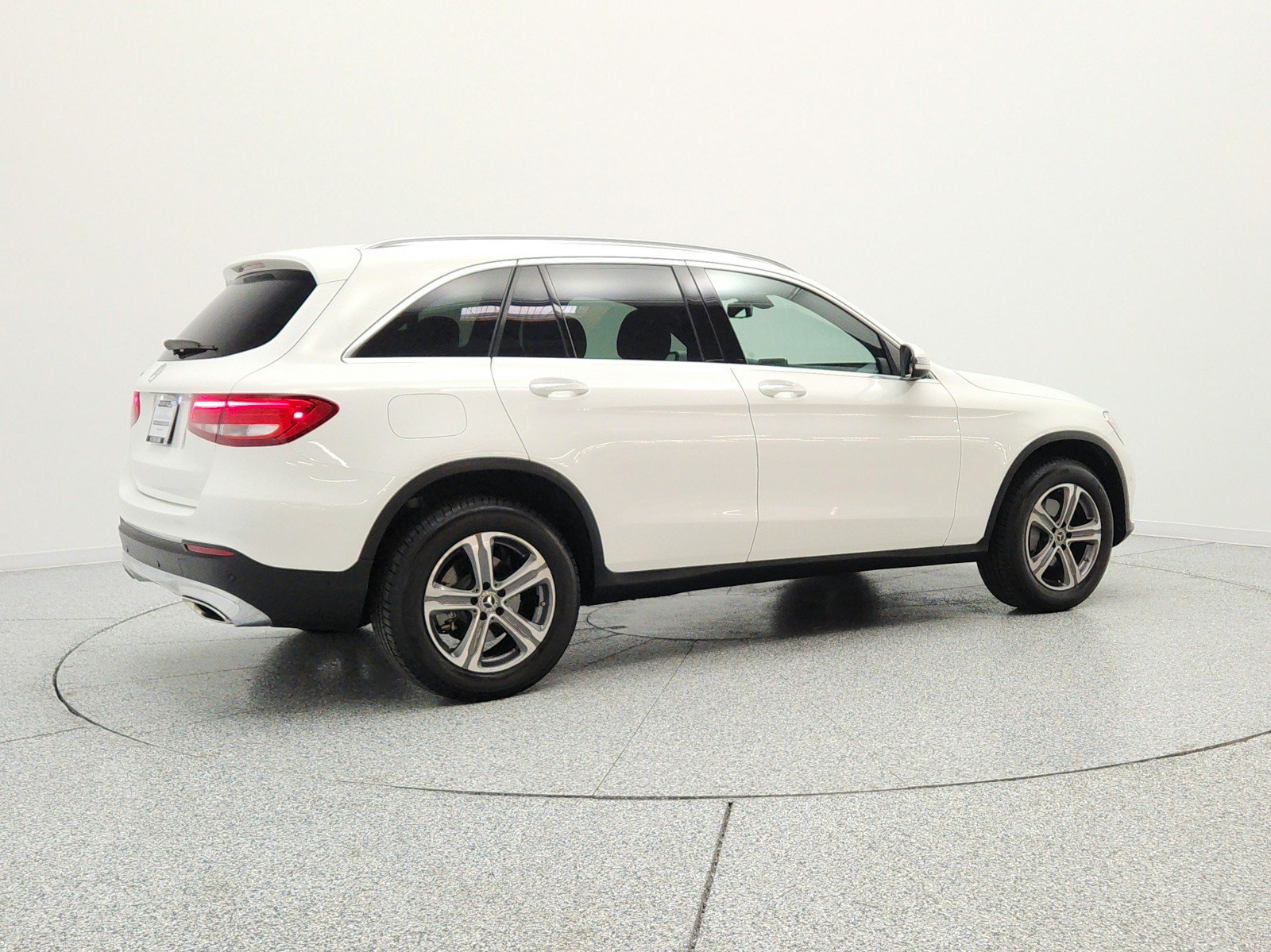 Used 2019 Mercedes-Benz GLC 300 image 5