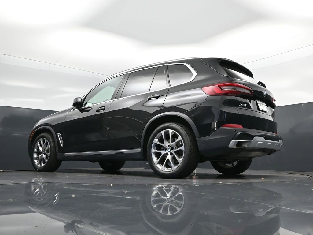 Certified 2023 BMW X5 xDrive40i w/ Premium Package image 40