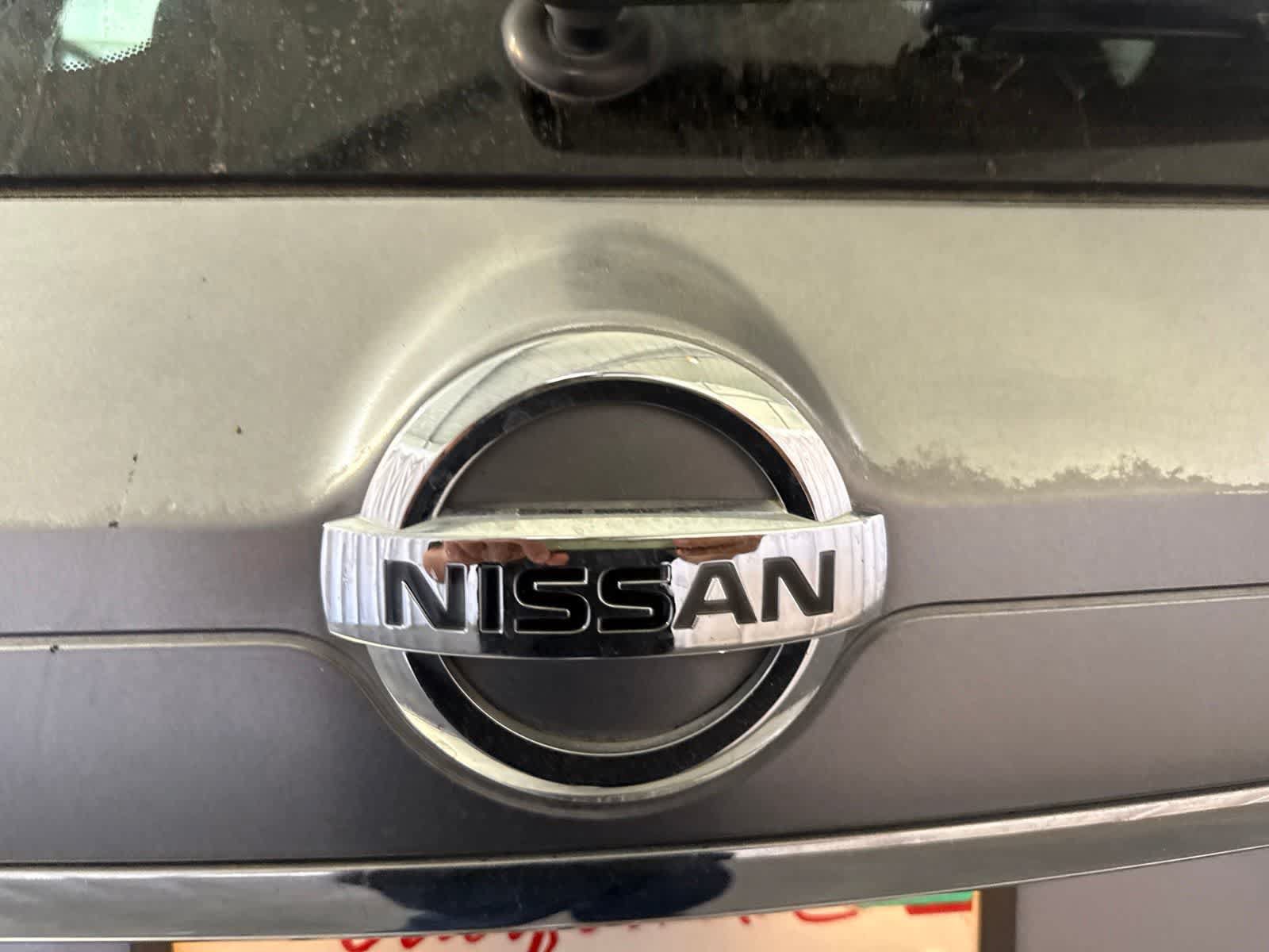 Used 2017 Nissan Rogue SV FWD image 11