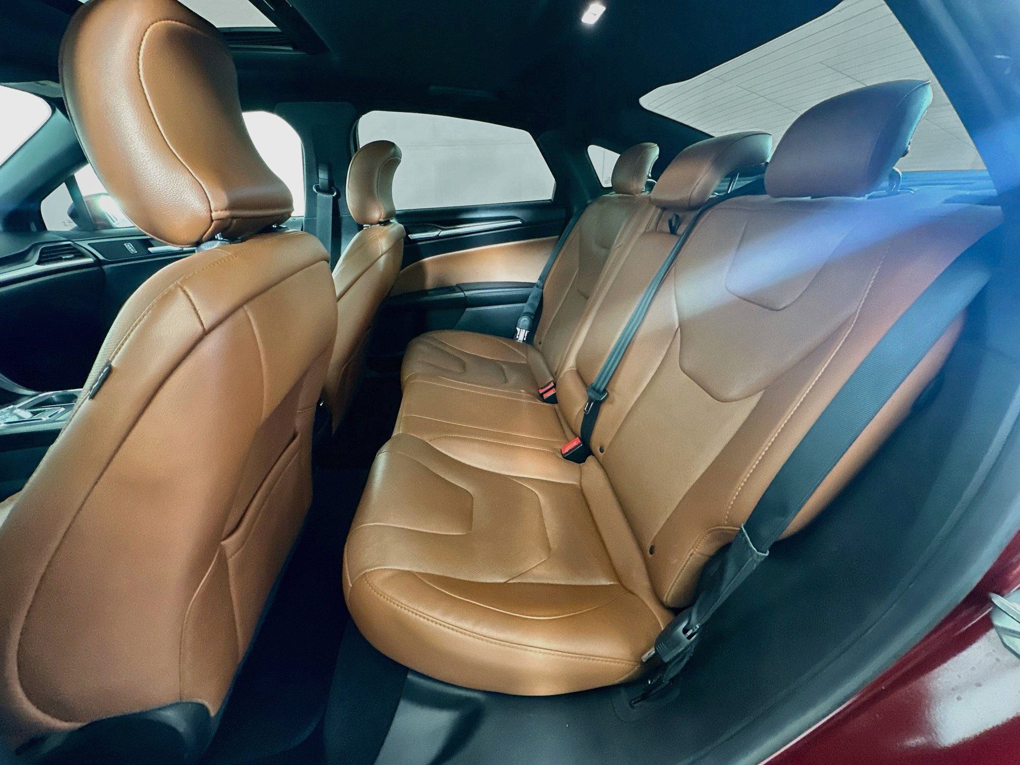 Used 2019 Ford Fusion Energi Titanium FWD image 28