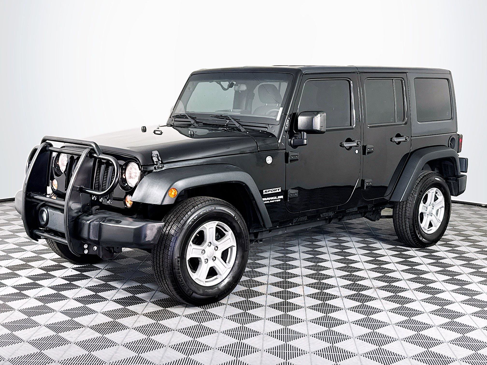 Used 2017 Jeep Wrangler Unlimited Sport image 4