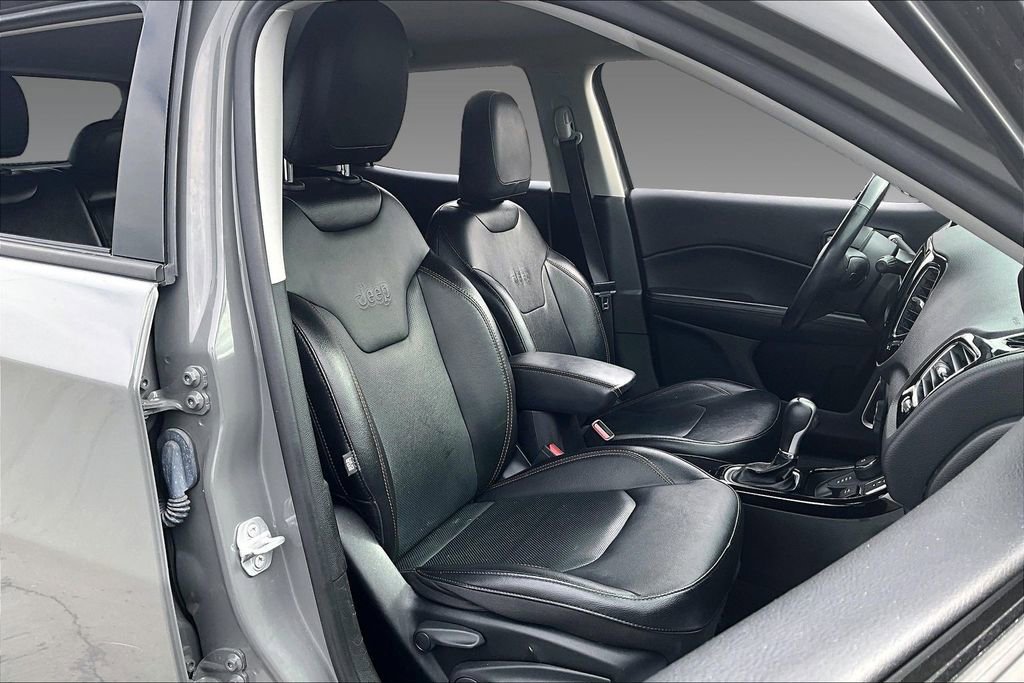 Used 2020 Jeep Compass Limited image 4