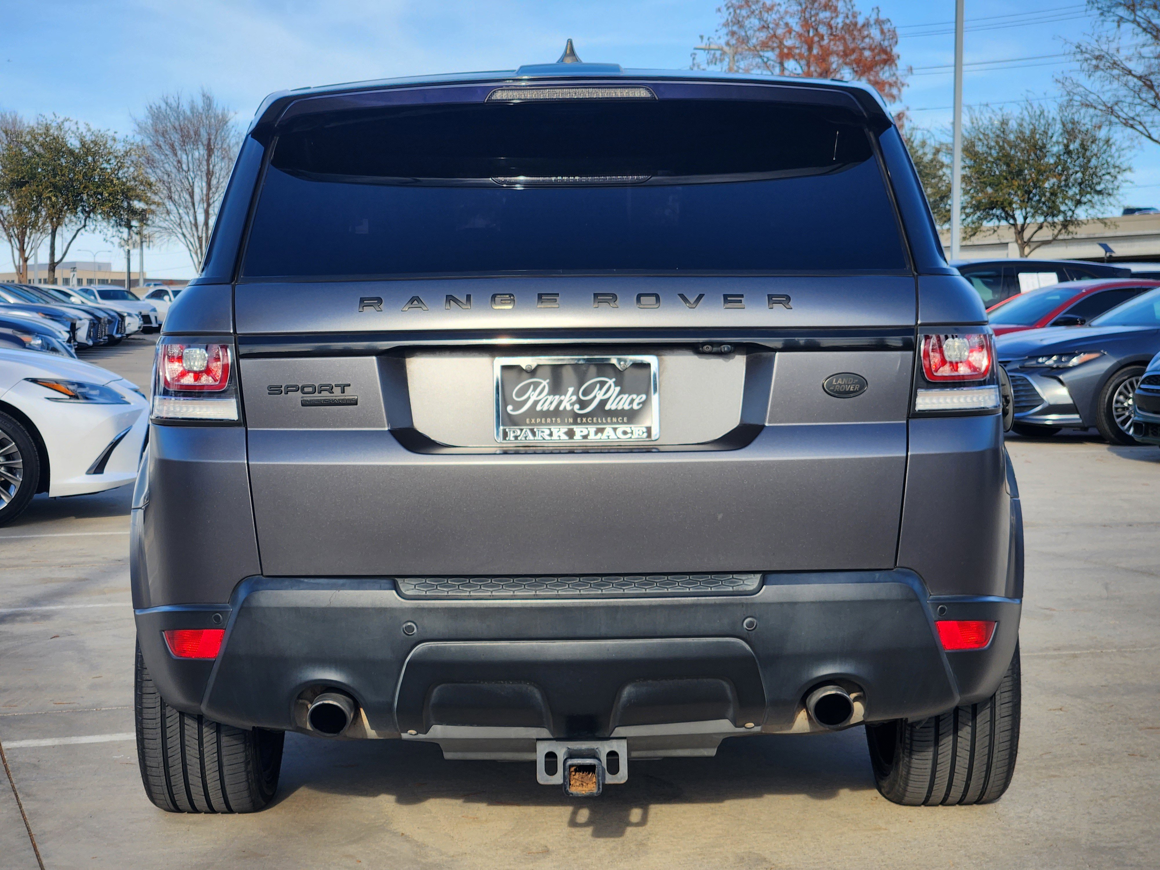 Used 2017 Land Rover Range Rover Sport image 12