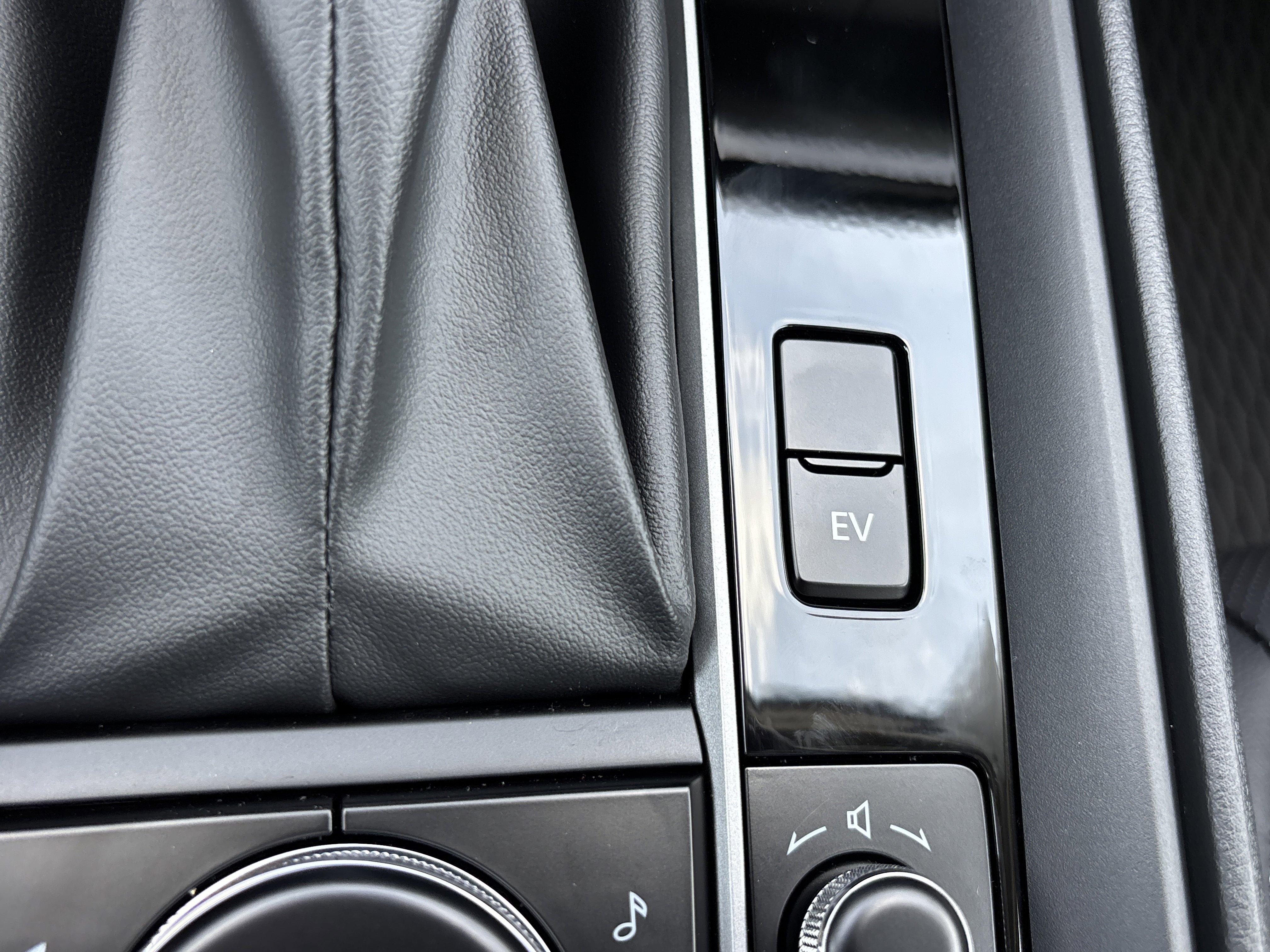 New 2026 MAZDA CX-50 AWD 2.5 Hybrid w/ Weather Package image 42