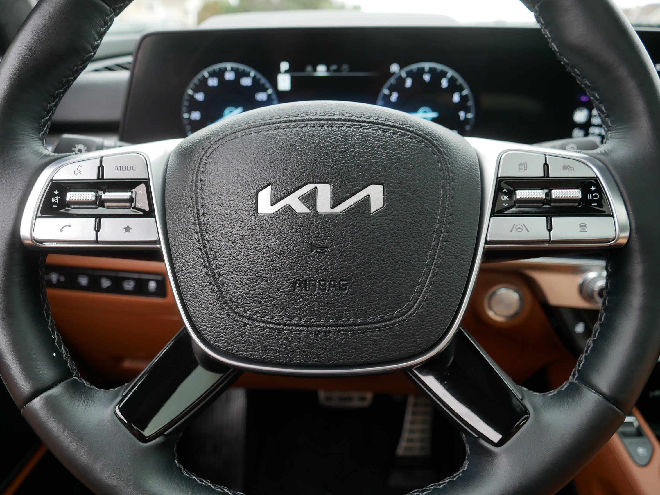 Certified 2025 Kia Telluride SX Prestige X-Line AWD/4WD image 25