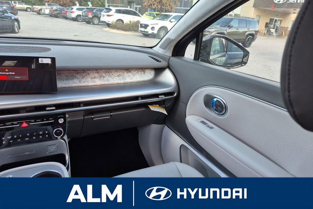 New 2026 Hyundai Ioniq 9 Calligraphy image 23