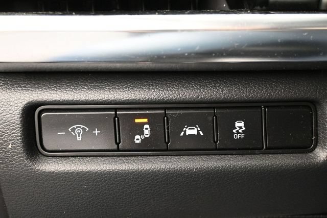 Used 2022 Kia Telluride LX AWD/4WD image 23