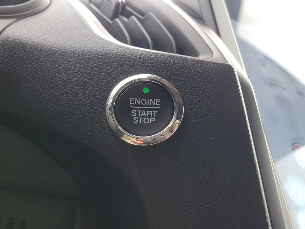 Used 2022 Ford Edge SEL w/ Convenience Package image 21