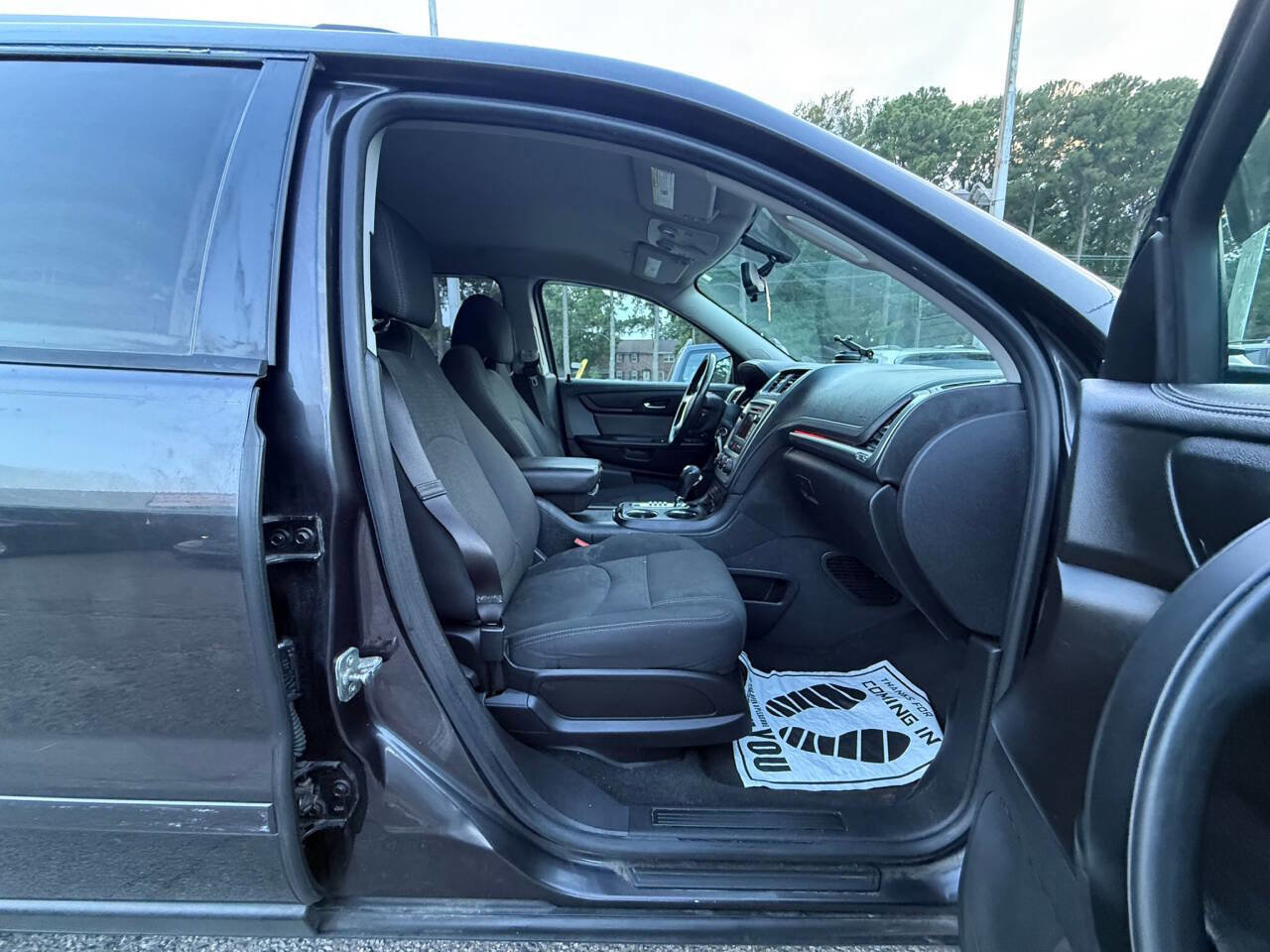 Used 2016 GMC Acadia SLE image 10