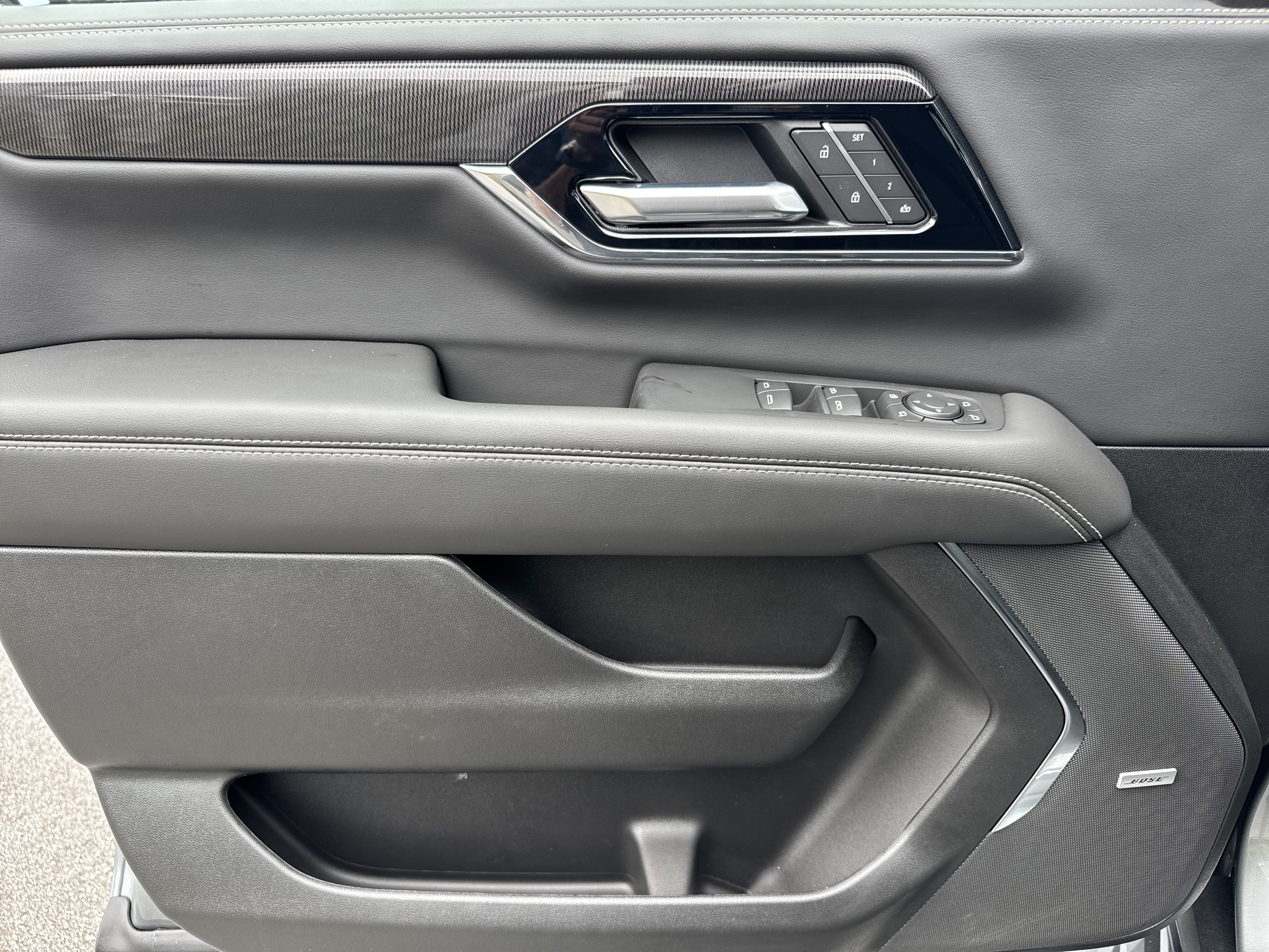 New 2026 GMC Yukon Elevation AWD/4WD image 14