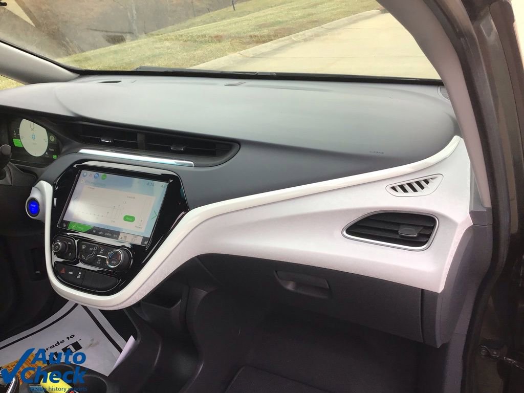 Used 2019 Chevrolet Bolt Premier w/ Infotainment Package image 25