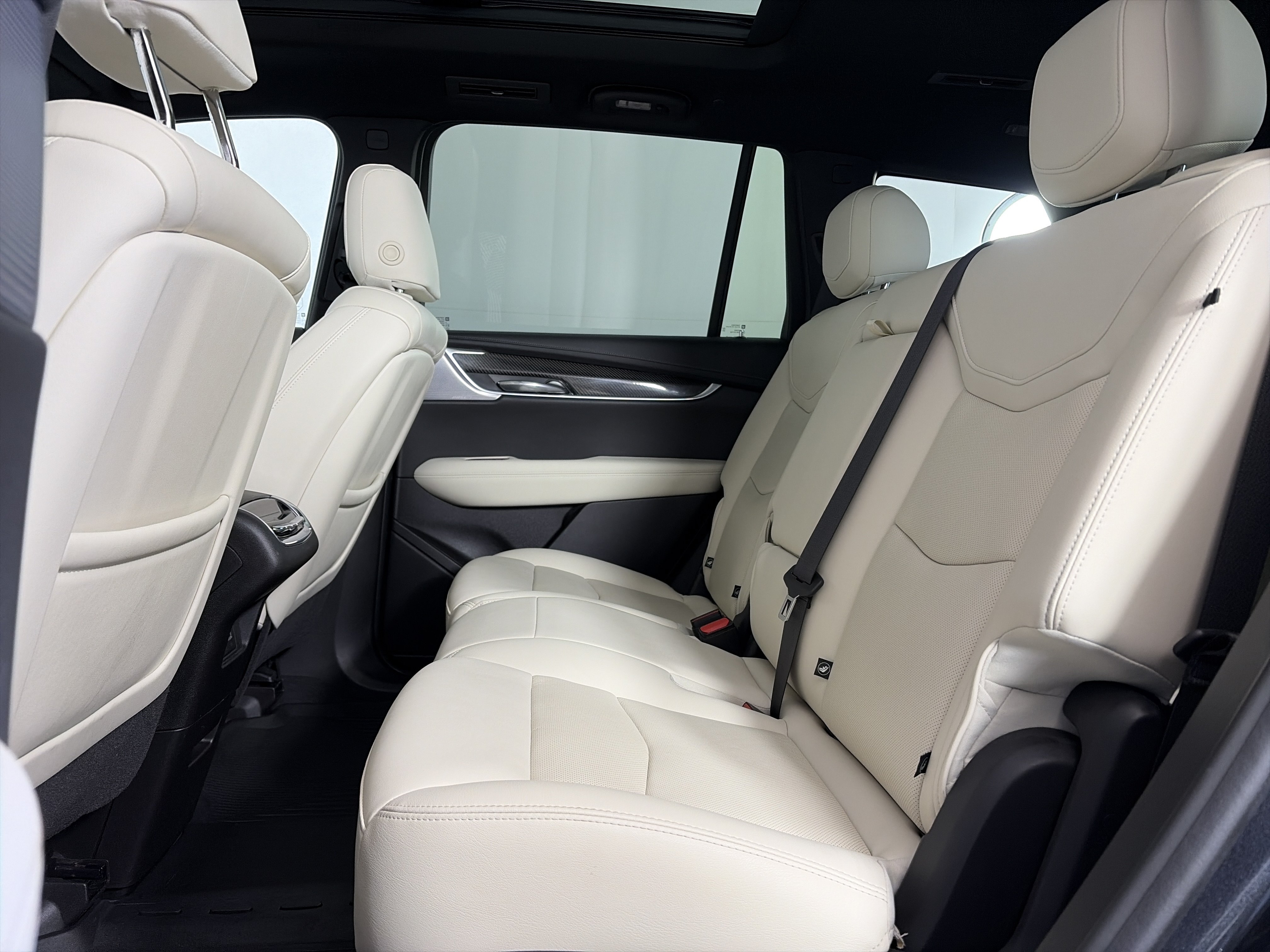 Used 2021 Cadillac XT6 Sport AWD/4WD image 7