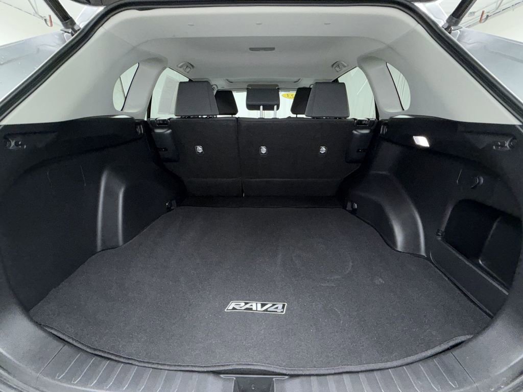 Certified 2023 Toyota RAV4 XLE w/ Convenience Package image 17