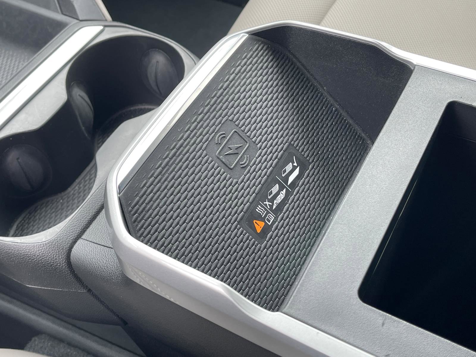 Certified 2025 GMC Terrain Elevation w/ Elevation Premium Package image 26