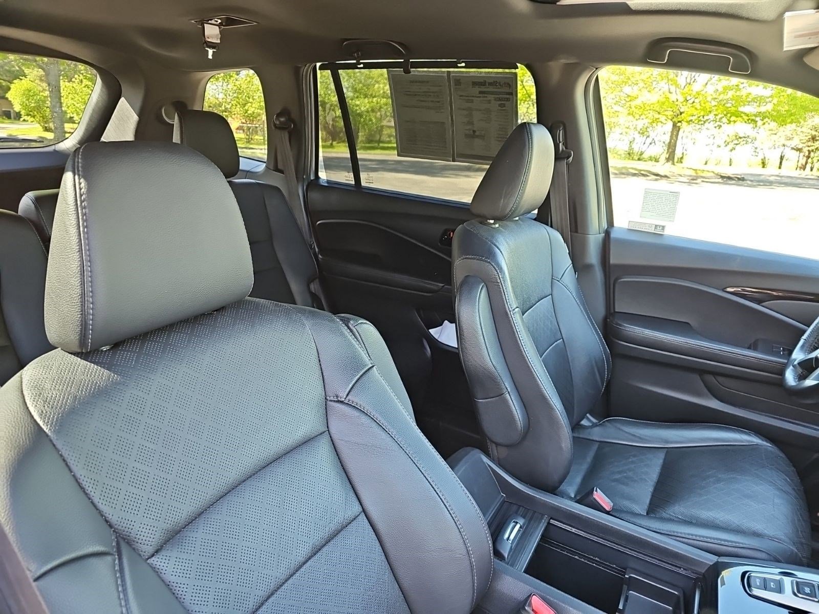 Used 2023 Honda Passport Elite image 11