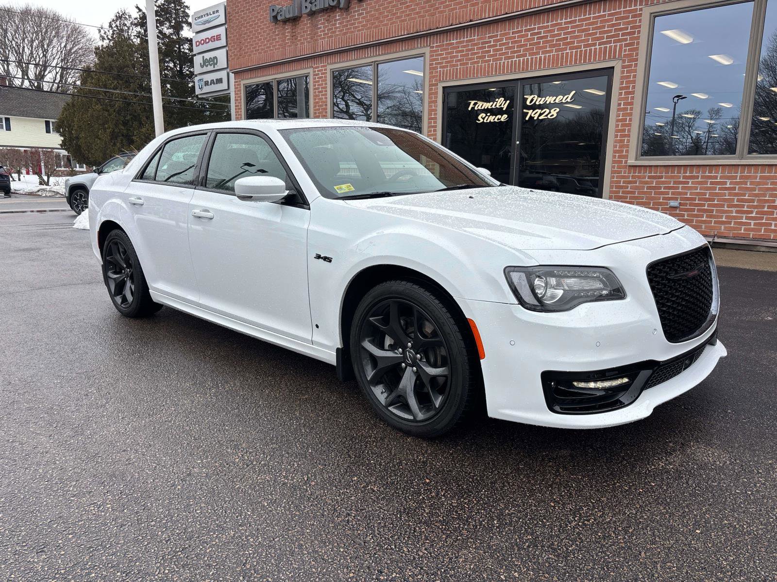 Used 2023 Chrysler 300 S w/ Comfort Group RWD image 29