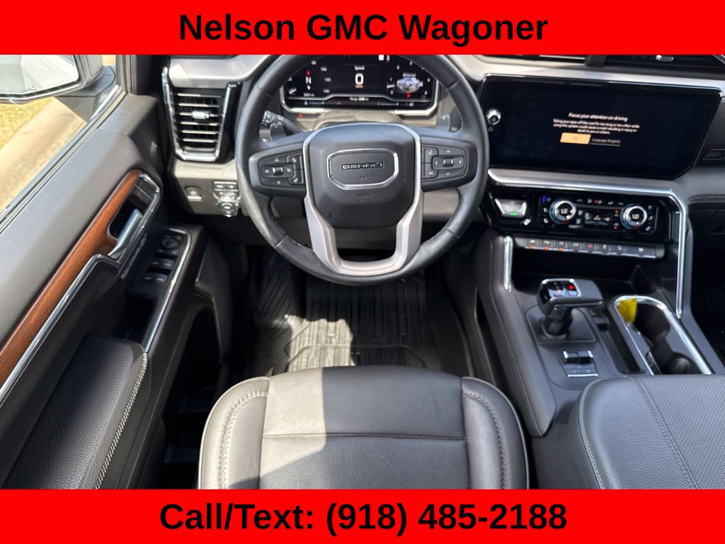 Used 2023 GMC Sierra 1500 Denali w/ Denali Reserve Package AWD/4WD image 16