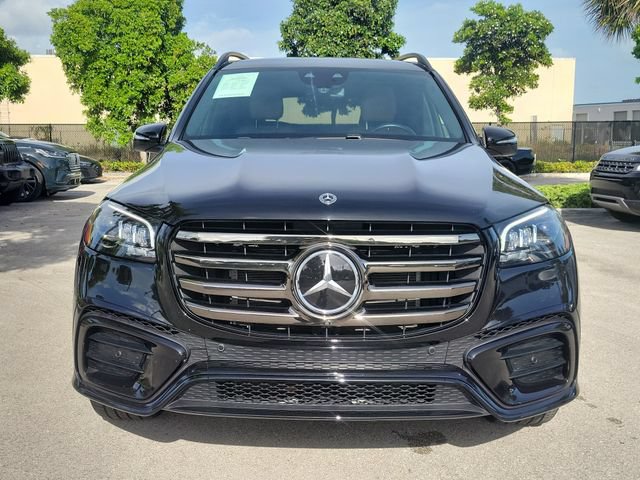 Used 2024 Mercedes-Benz GLS 450 4MATIC image 2