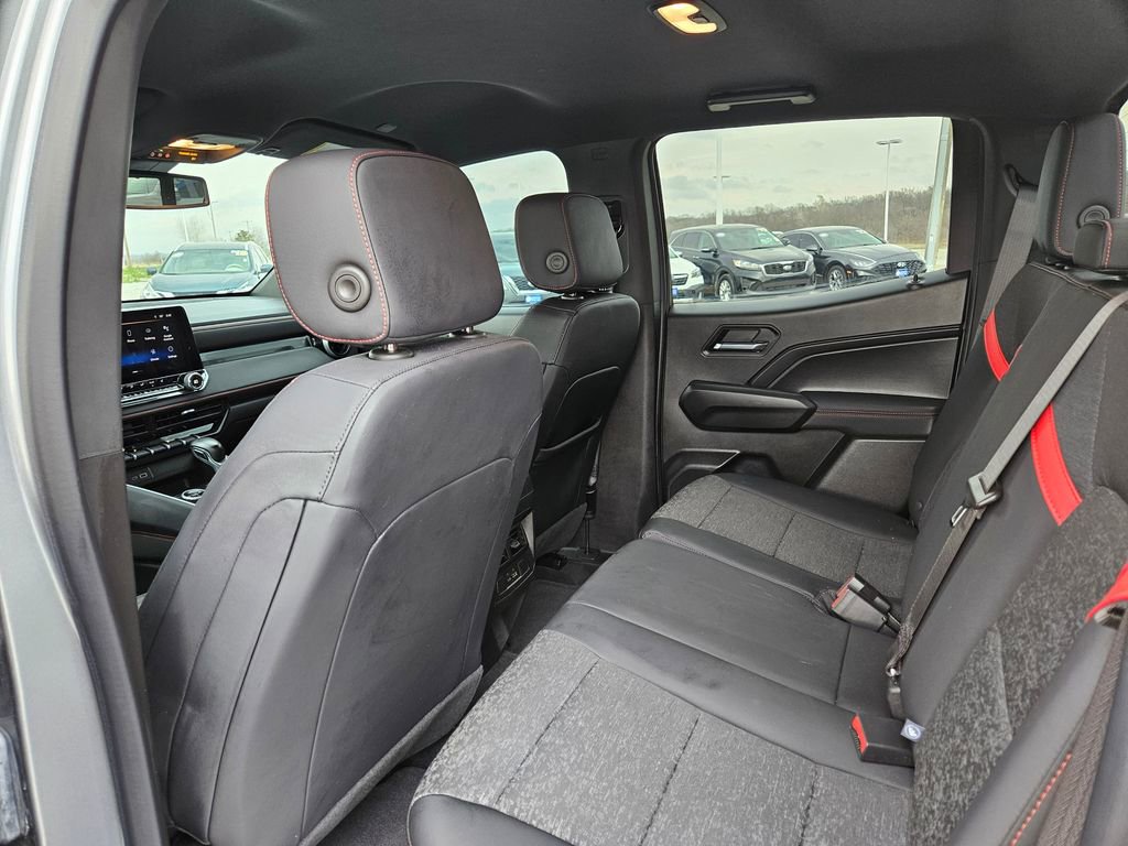 Used 2023 Chevrolet Colorado Z71 w/ Z71 Convenience Package 2 AWD/4WD image 27