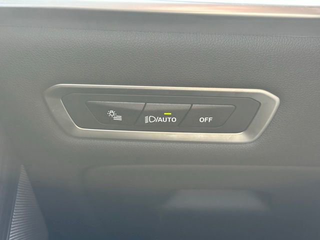 Certified 2025 BMW X7 xDrive40i w/ Premium Package image 18