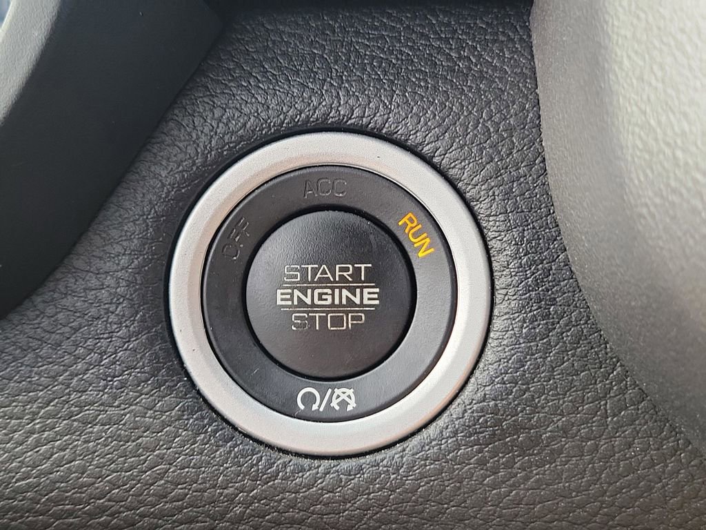 Used 2022 RAM 1500 Laramie w/ Sport Appearance Package image 32