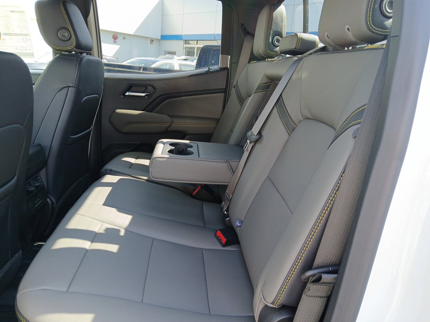 New 2026 Chevrolet Colorado ZR2 w/ Technology Package image 23