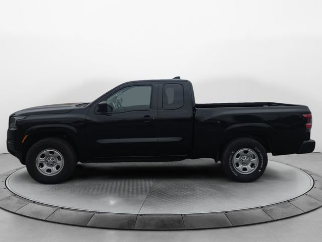 Used 2024 Nissan Frontier S RWD image 2