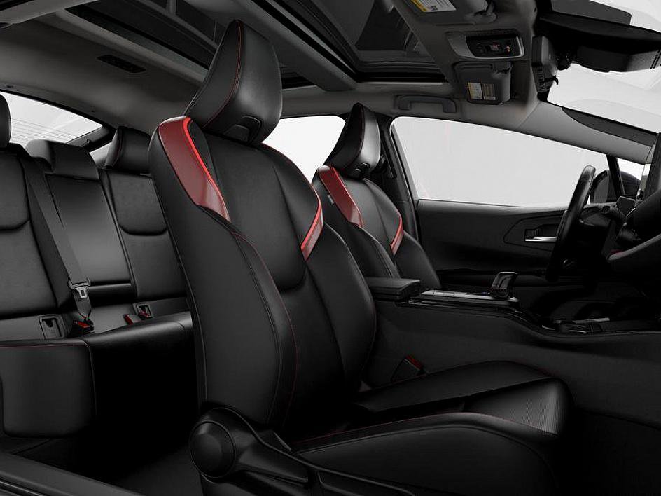New 2026 Toyota Prius Plug-In Hybrid FWD image 34