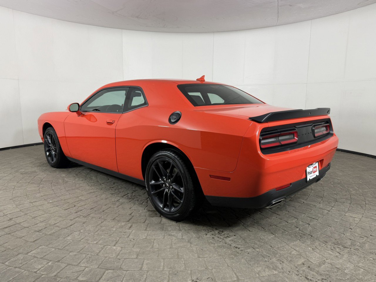 Used 2023 Dodge Challenger SXT w/ Plus Package image 5