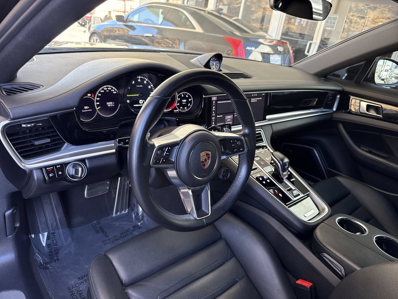 Used 2019 Porsche Panamera 4 w/ Premium Package Plus AWD/4WD image 10
