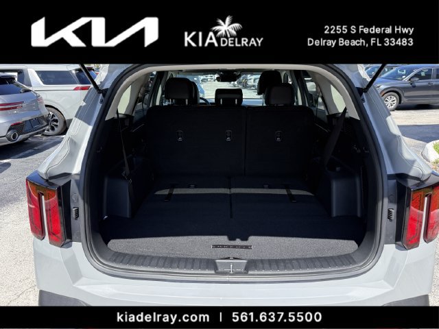 Used 2026 Kia Sorento S w/ S Panoramic Sunroof Package FWD image 8