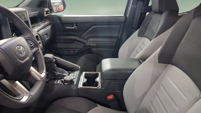 Used 2026 Toyota Tacoma TRD Off-Road AWD/4WD image 11
