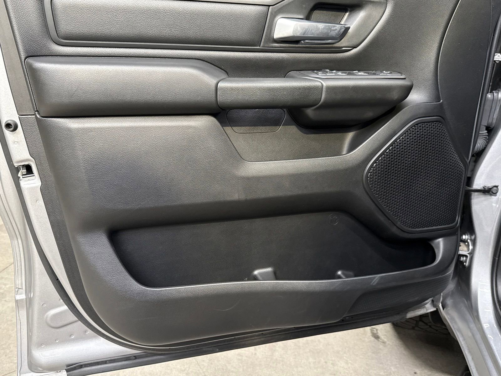 Used 2025 RAM 1500 Tradesman w/ Night Edition image 13