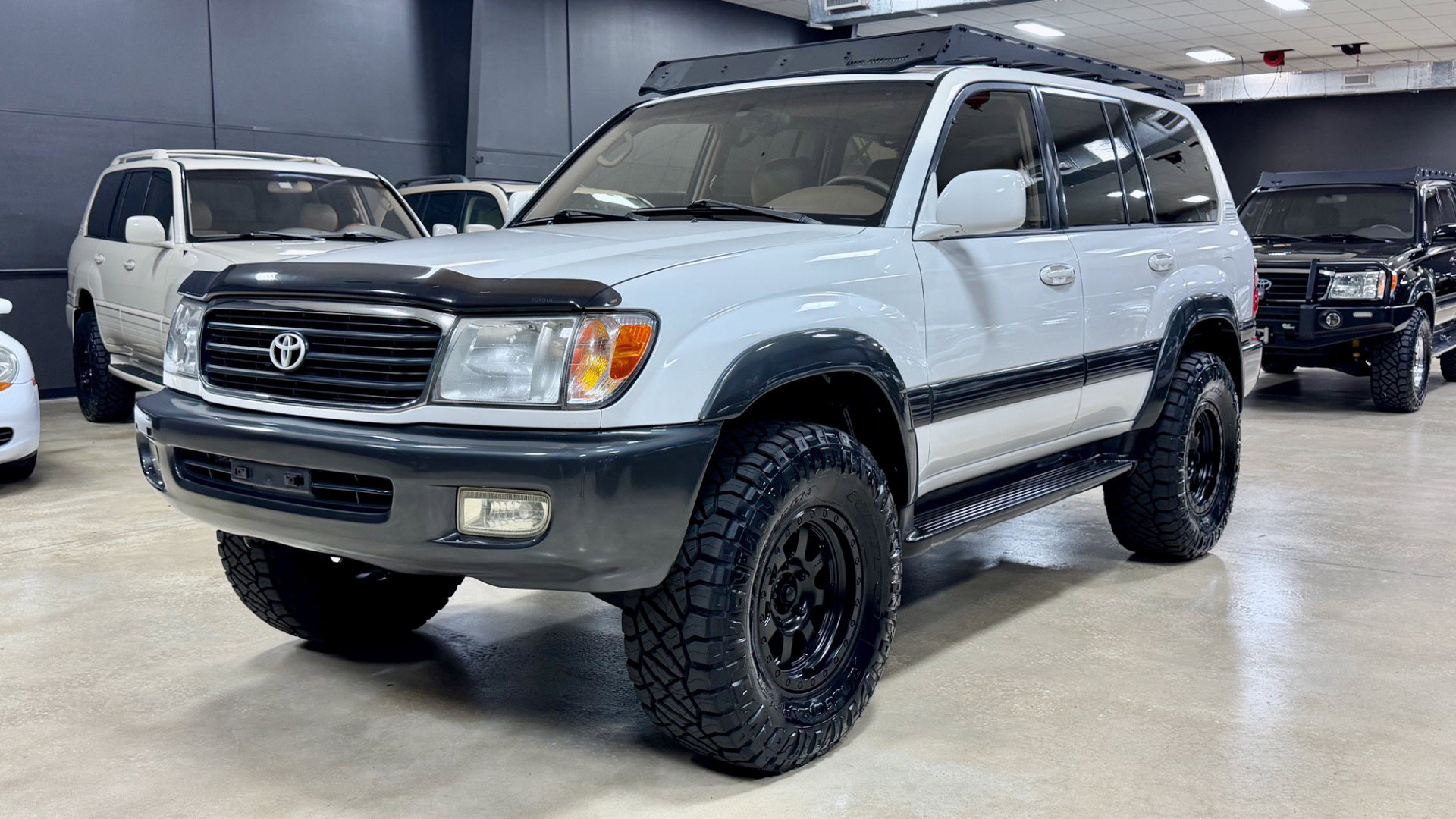 Used 1999 Toyota Land Cruiser AWD/4WD image 36