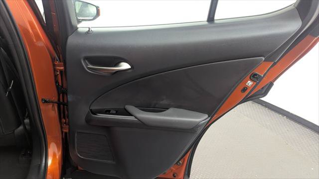 Used 2019 Lexus UX 200 F Sport w/ F Sport Premium Package FWD image 18