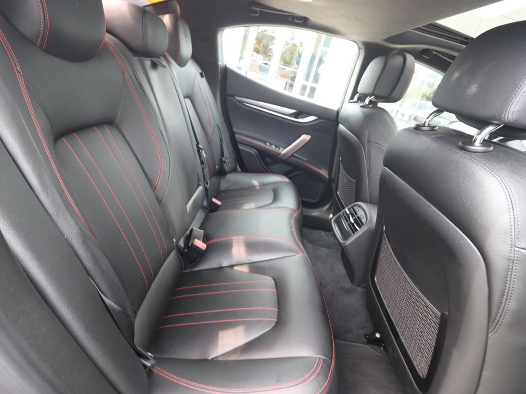 Used 2021 Maserati Ghibli S RWD image 24