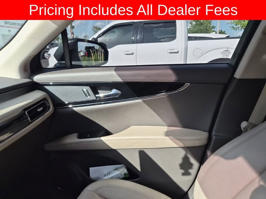 Used 2023 Lincoln Nautilus FWD image 12