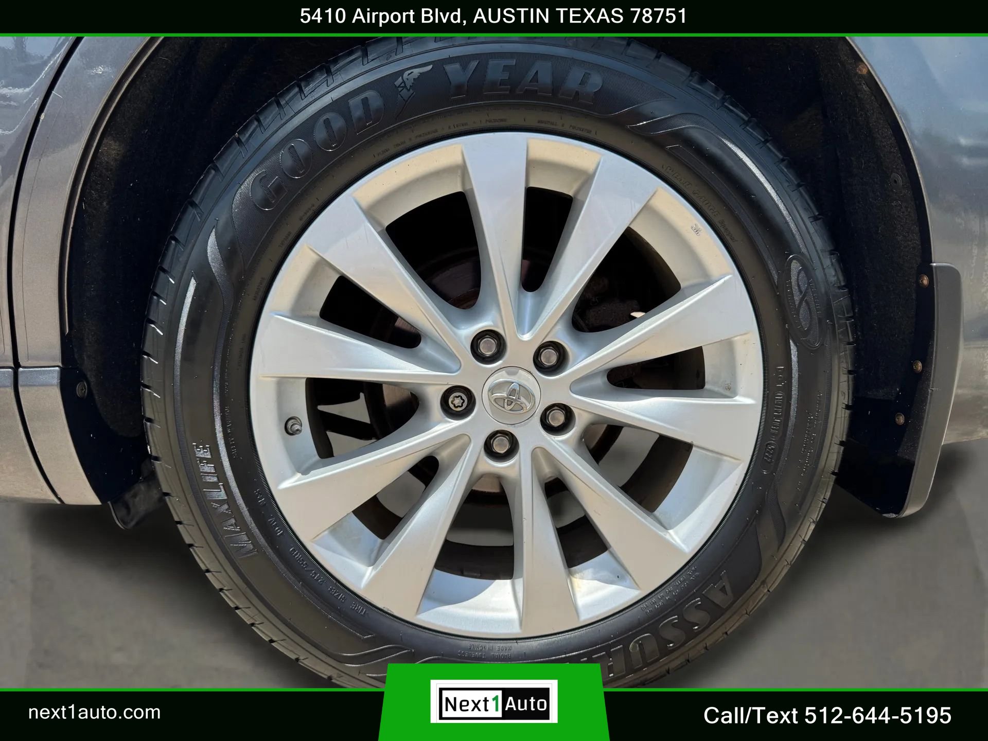 Used 2013 Toyota Venza XLE w/ XLE Premium Pkg AWD/4WD image 41
