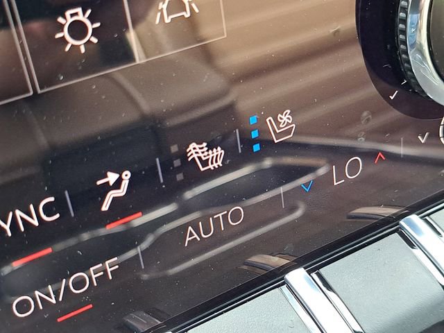 New 2026 GMC Acadia Denali Ultimate w/ LPO, Floor Liner Package image 24