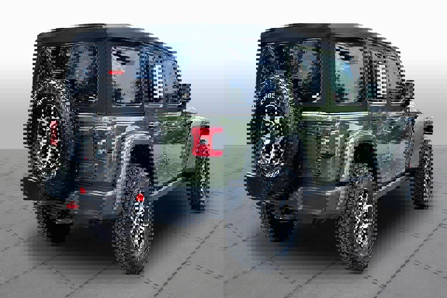 Used 2021 Jeep Wrangler Unlimited Rubicon AWD/4WD image 12