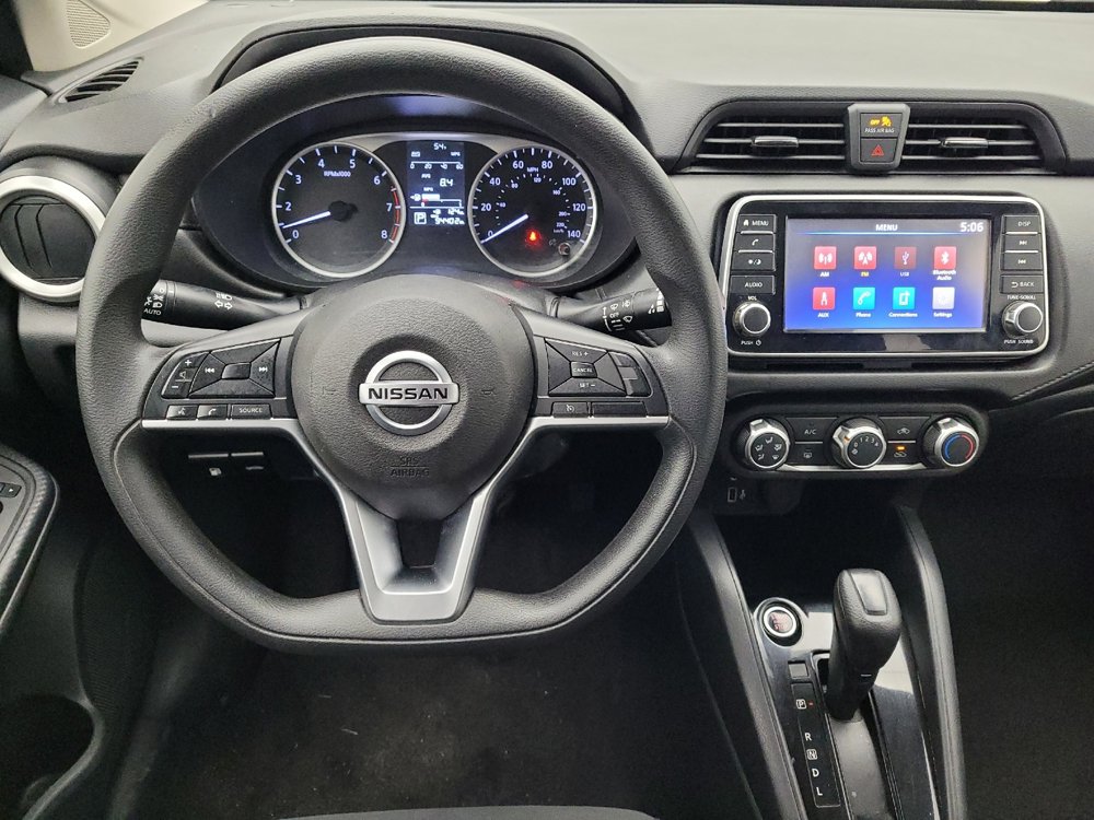 Used 2021 Nissan Versa S FWD image 22
