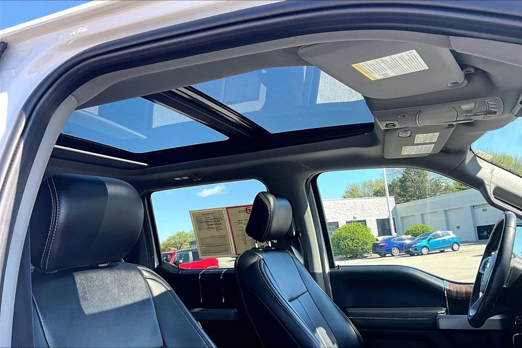 Used 2019 Ford F150 Lariat w/ Equipment Group 502A Luxury AWD/4WD image 24