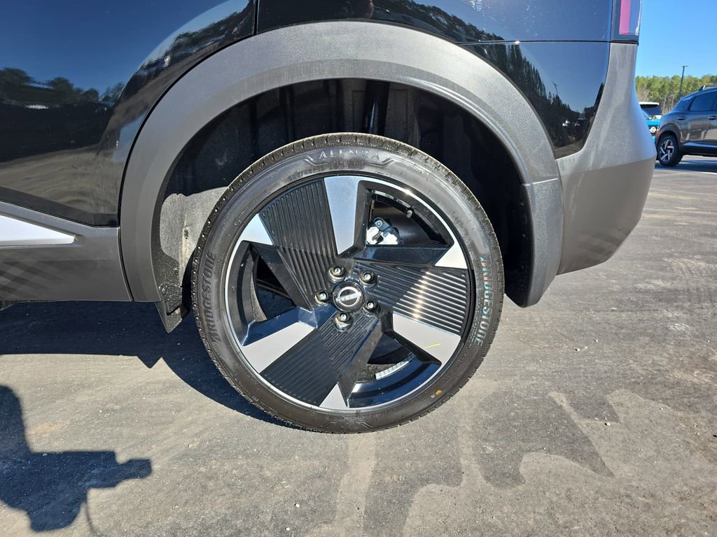 New 2026 Nissan Kicks SR FWD image 35