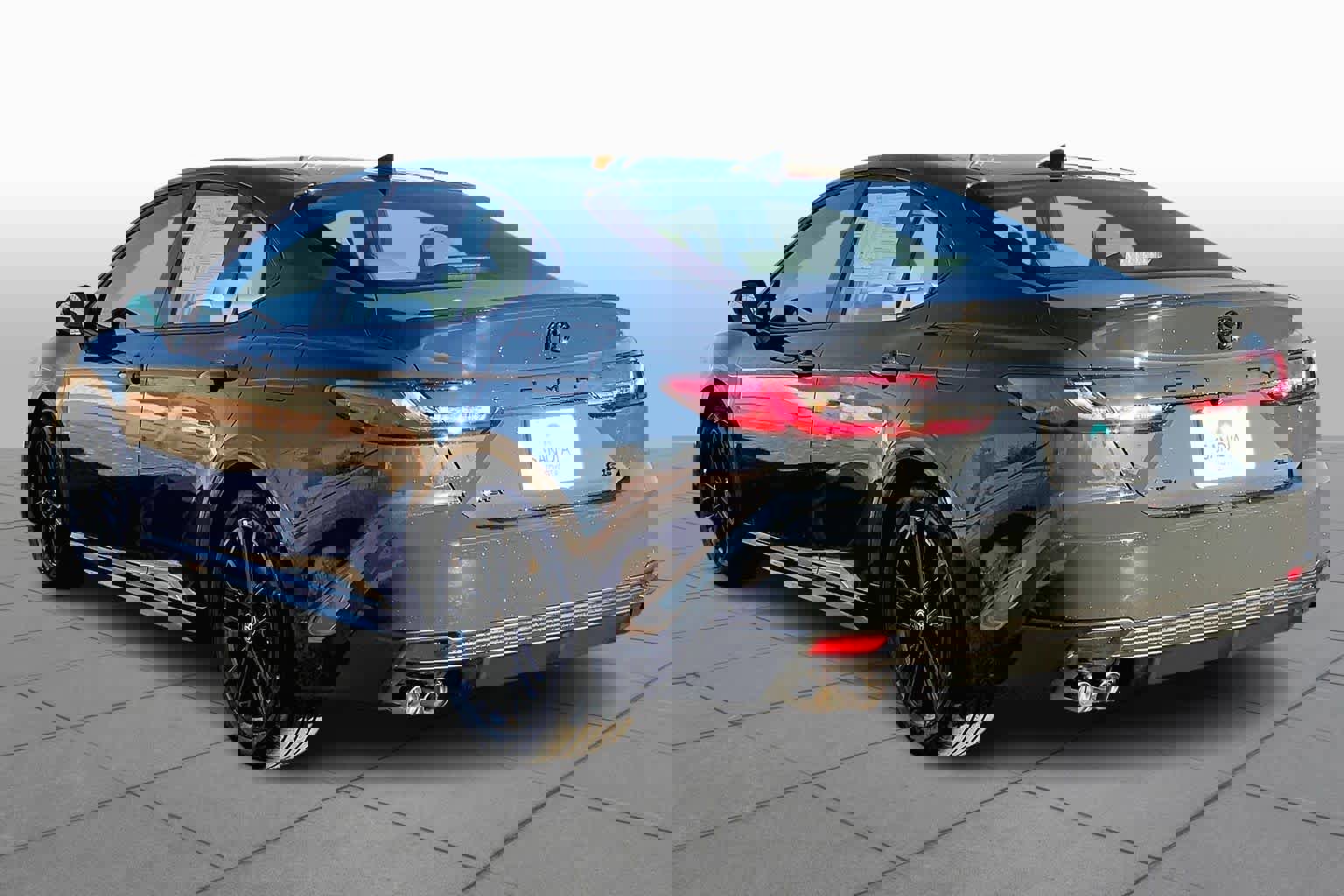 Used 2026 Toyota Camry SE image 10