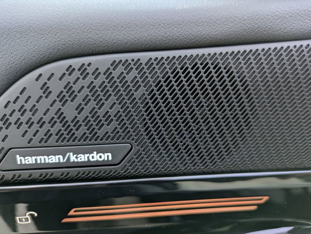 New 2026 BMW 530i xDrive w/ M Sport Package image 13