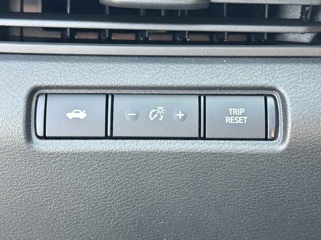 New 2026 Nissan Altima 2.5 SV w/ SV Special Edition Package image 33