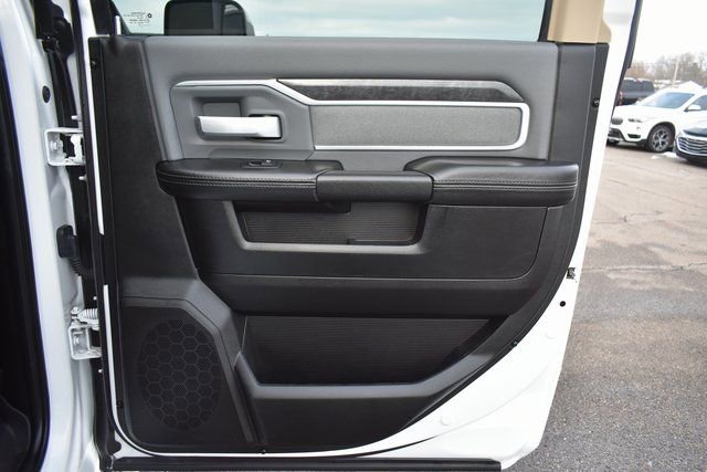 Used 2020 RAM 2500 Big Horn image 36