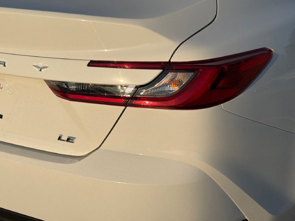 Used 2025 Toyota Camry LE FWD image 5