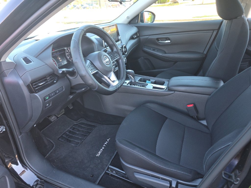Used 2024 Nissan Sentra SV FWD image 7