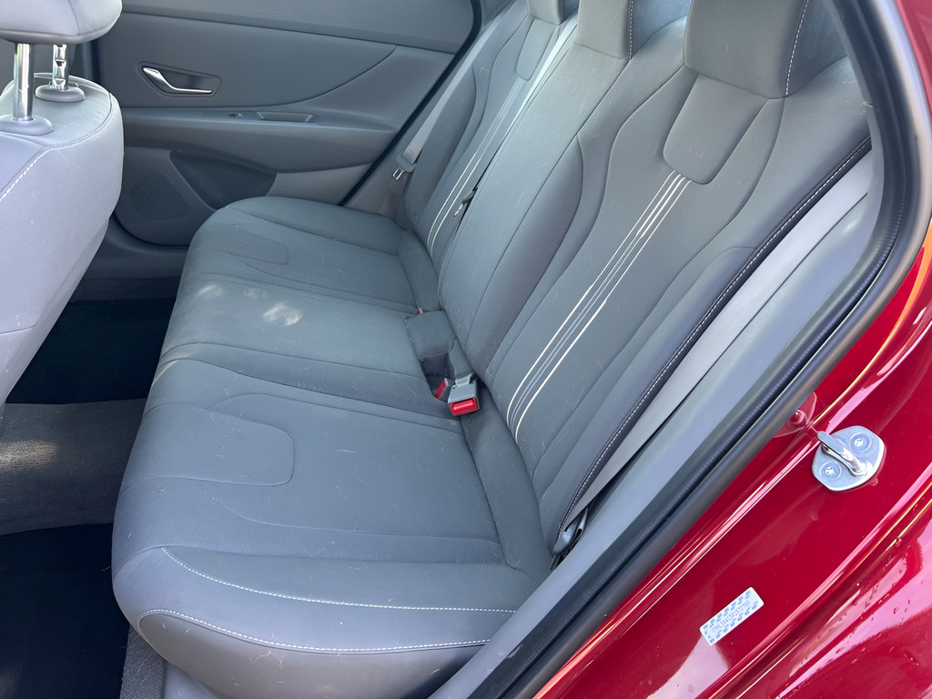 Used 2023 Hyundai Elantra SEL w/ Convenience Package FWD image 11